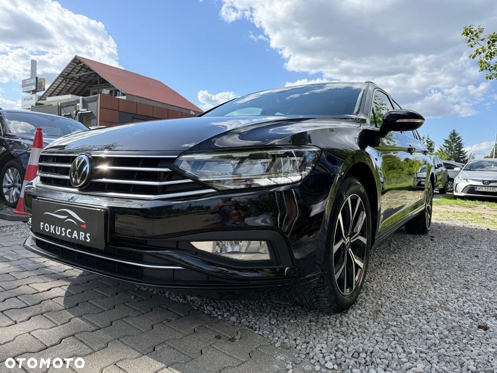 Volkswagen Passat 1.5 TSI EVO Business DSG - 1