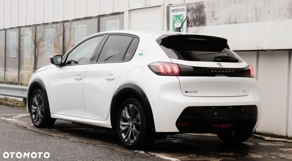 Peugeot 208 Elektromotor 136 GT - 5
