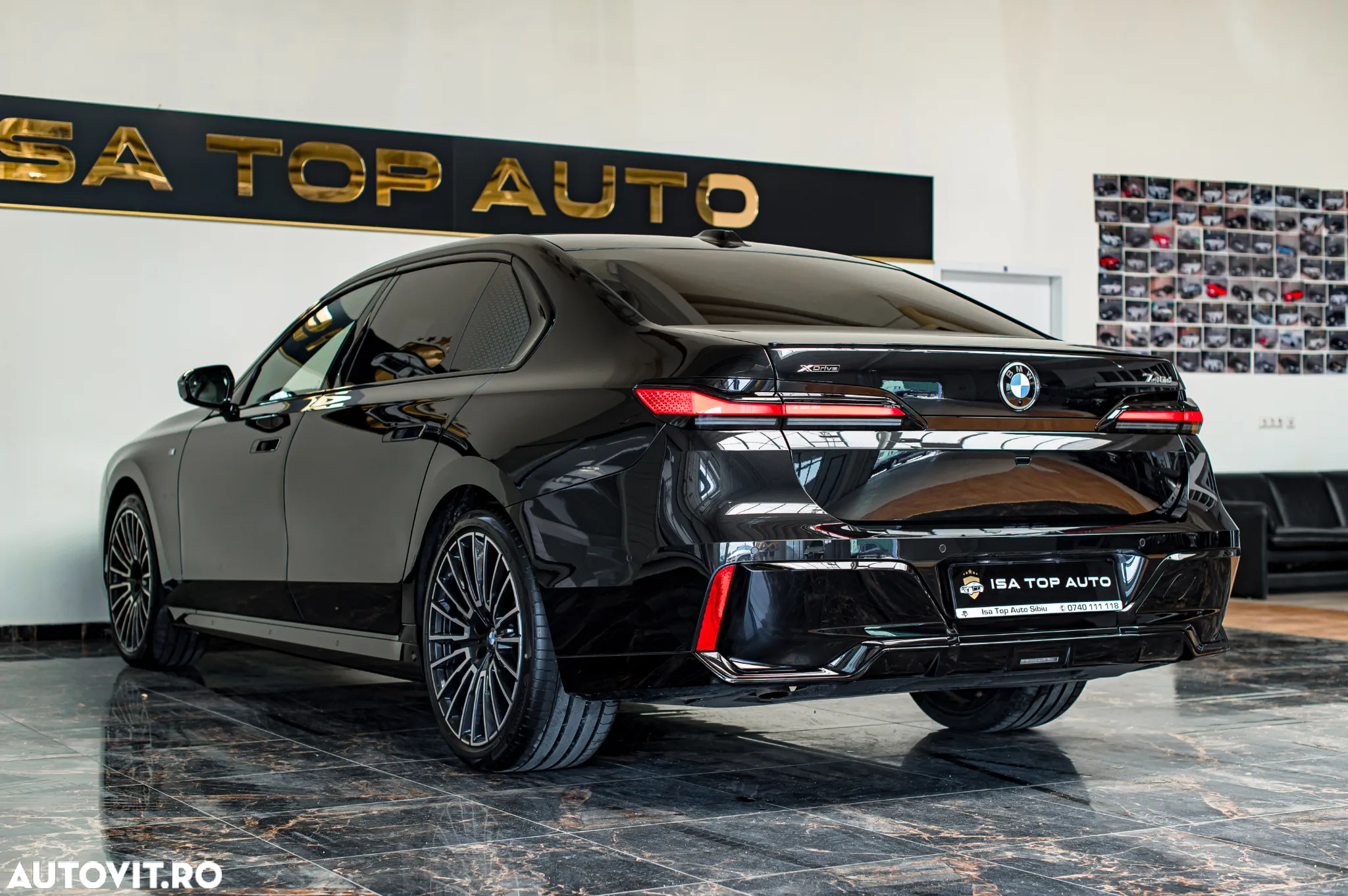 BMW Seria 7 740d xDrive MHEV - 30