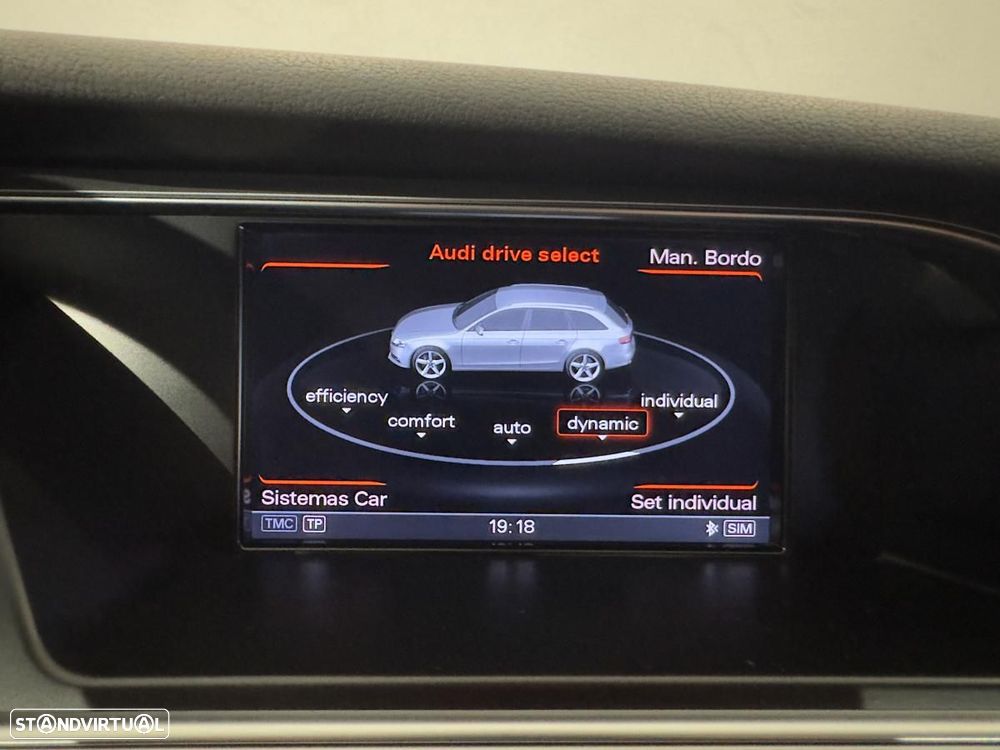 Audi A4 Avant 2.0 TDI DPF S line Sport Pack - 17