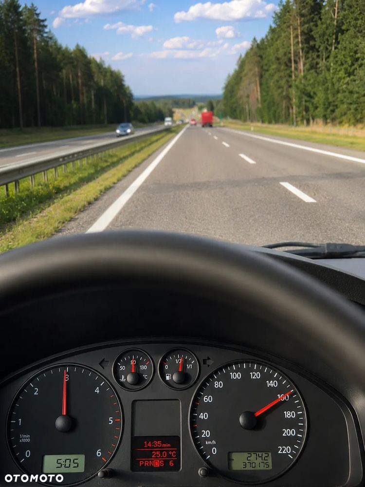Volkswagen Transporter - 22