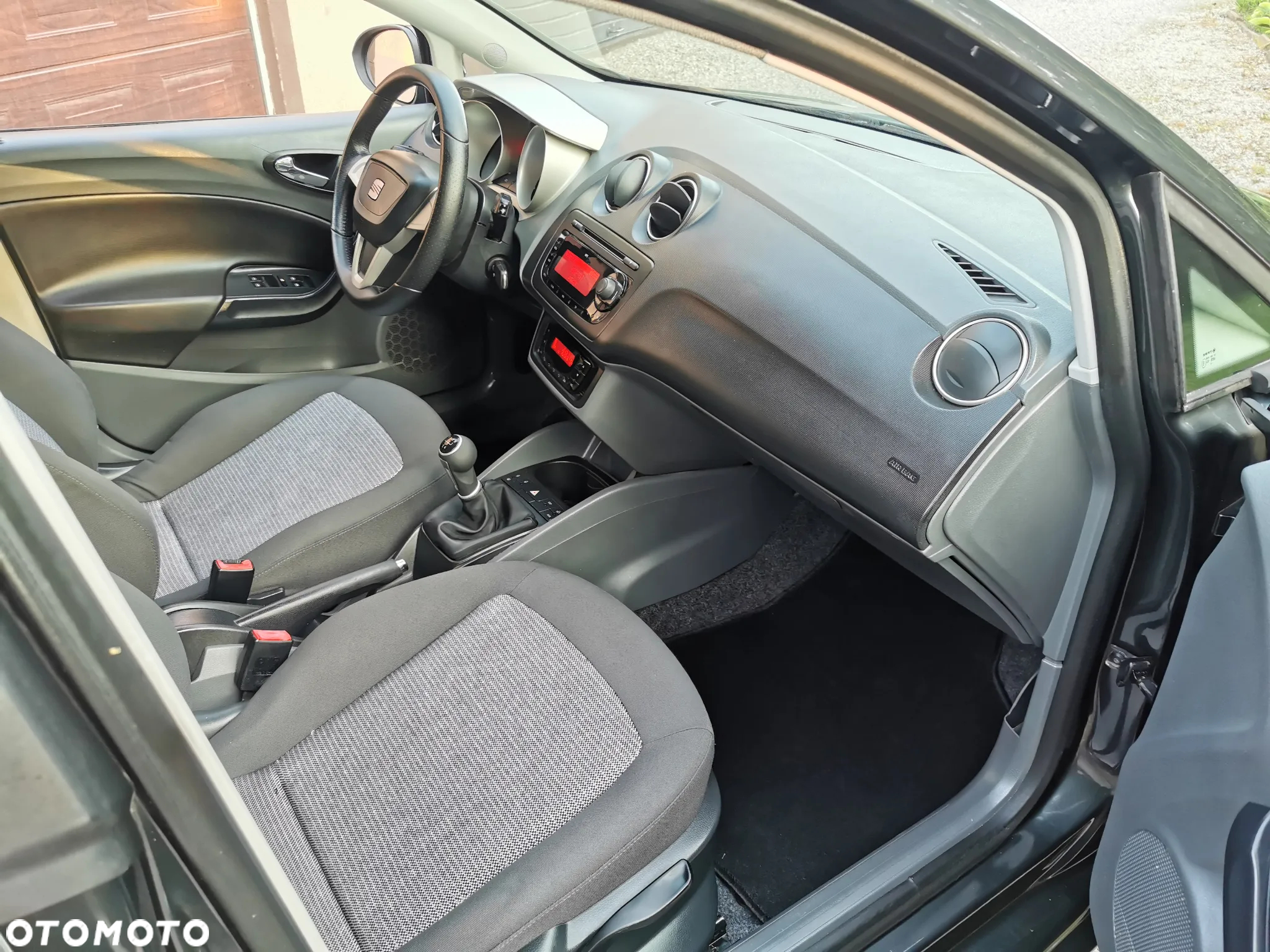 Seat Ibiza 1.4 16V Style - 6