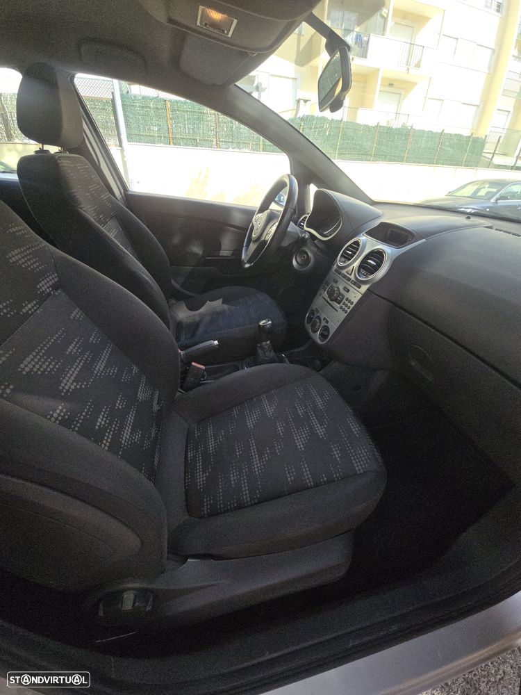 Opel Corsa 1.3 CDTI Enjoy EcoFLEX - 20