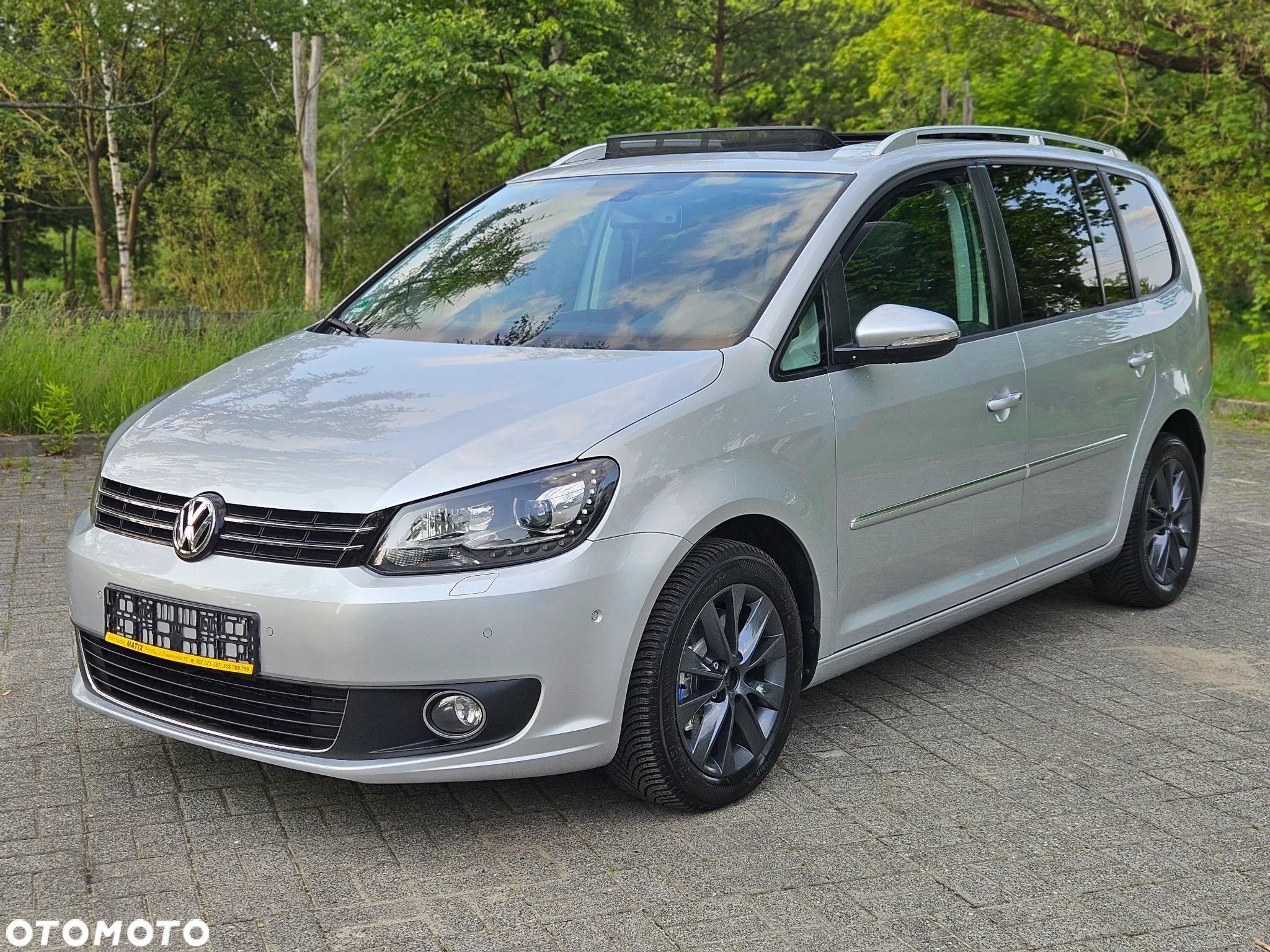 Volkswagen Touran 1.4 TSI Cross DSG - 8