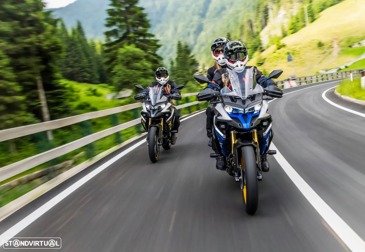 Voge 525DSX Black Night - 9