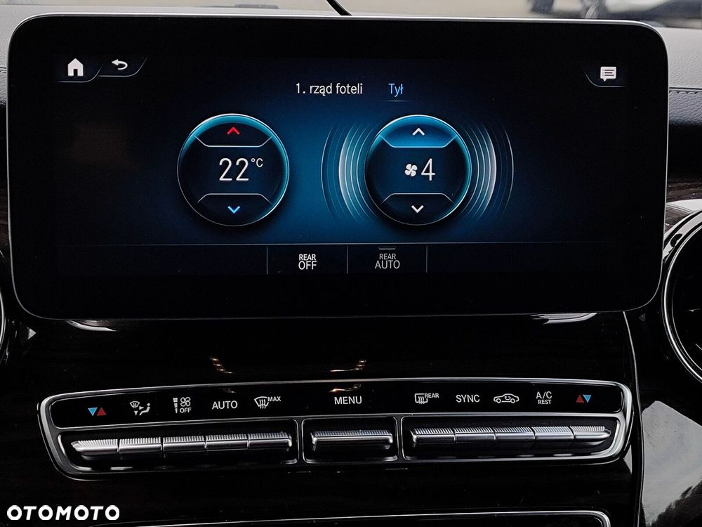 Mercedes-Benz Klasa V - 32