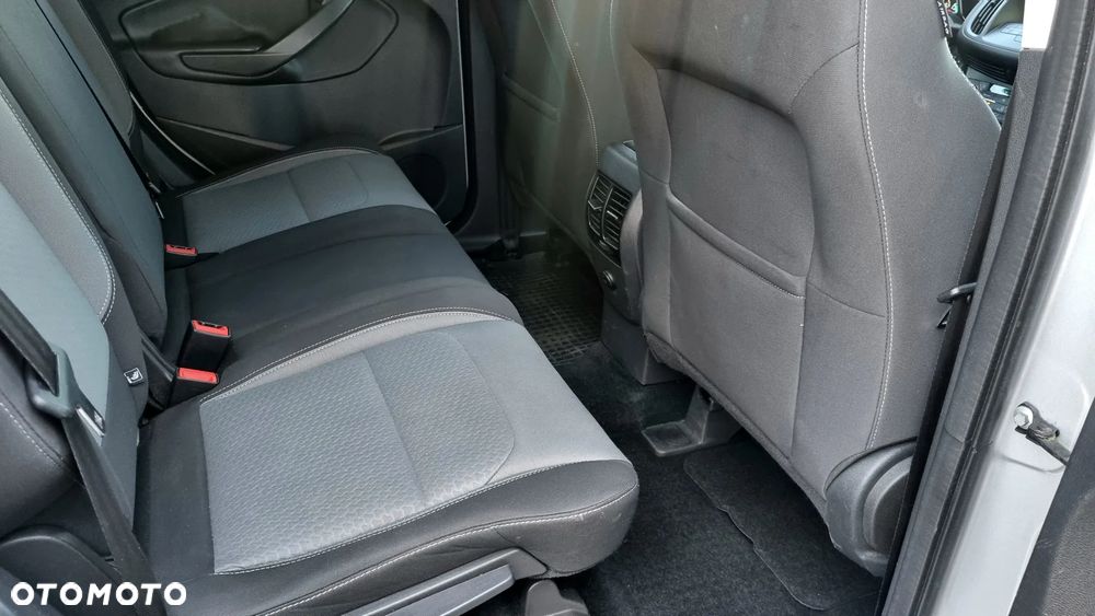 Ford Kuga 2.0 TDCi 4x2 Titanium - 15