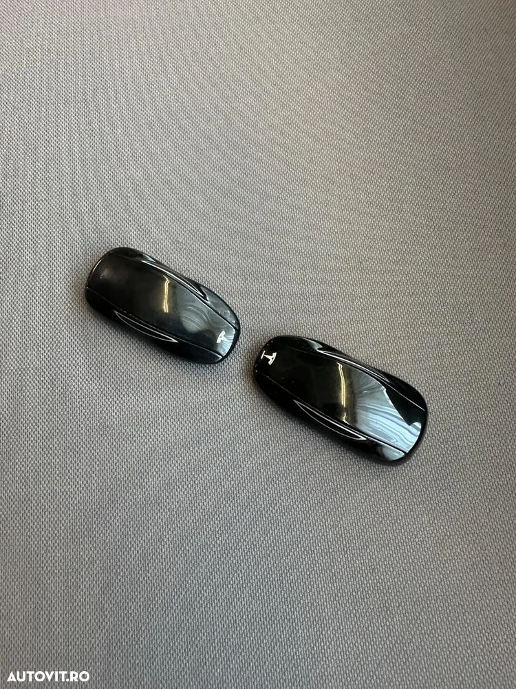 Tesla Model S - 14