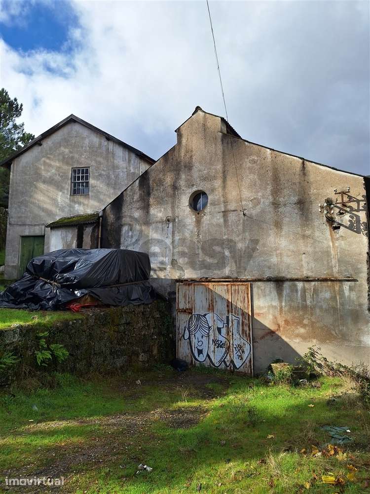 Antiga Tinturaria na Covilhã - Potencial de Investimento - Grande imagem: 5/46