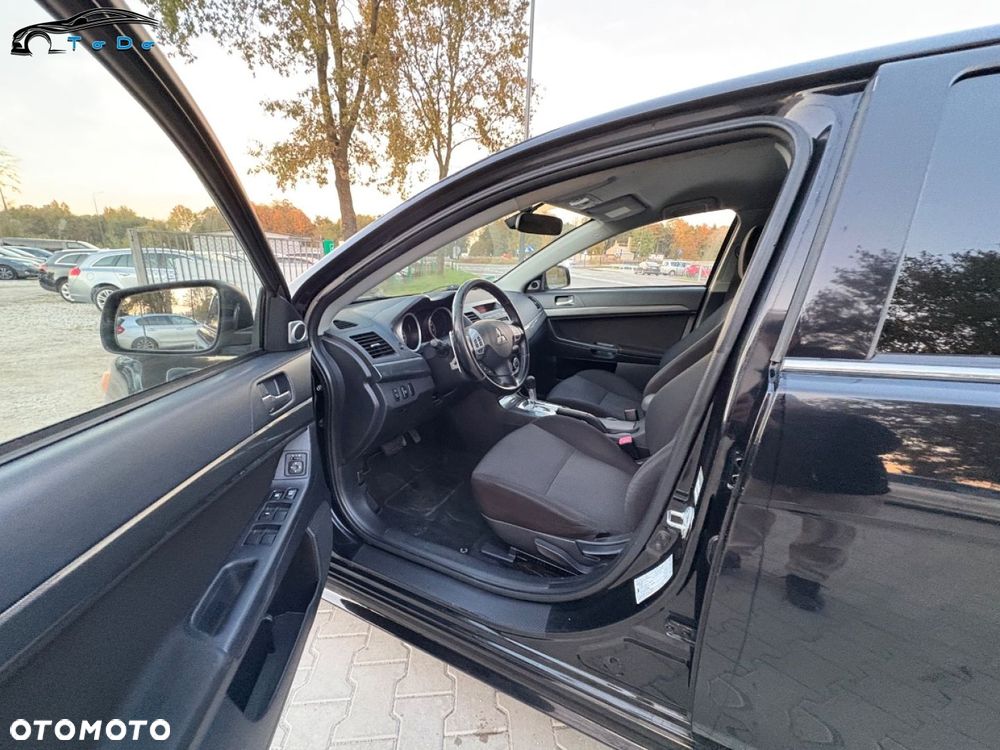 Mitsubishi Lancer 1.8 Clear Tec CVT Plus - 17