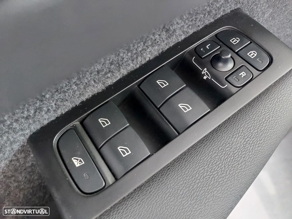 Volvo XC 40 1.5 T5 PHEV Inscription Expression - 16