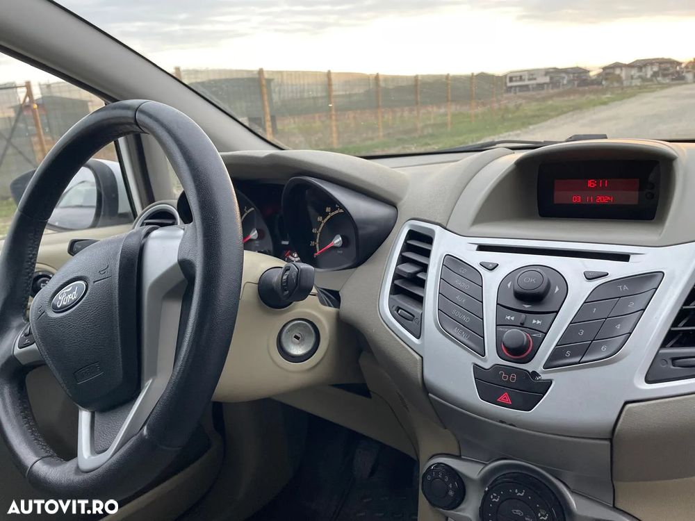 Ford Fiesta - 14