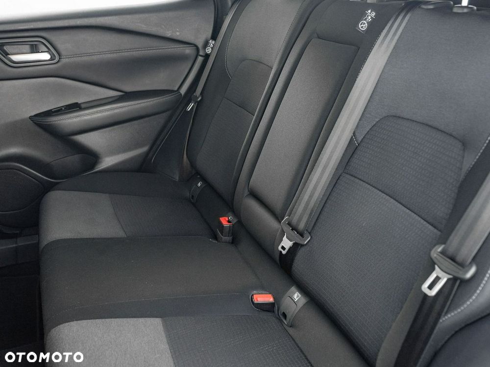 Nissan Qashqai 1.3 DIG-T MHEV N-Connecta Xtronic - 25