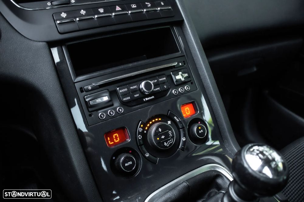 Peugeot 5008 HDI 115 Allure - 20