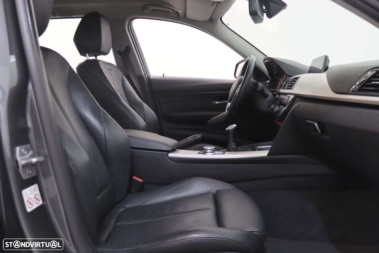 BMW 318 d Touring - 7