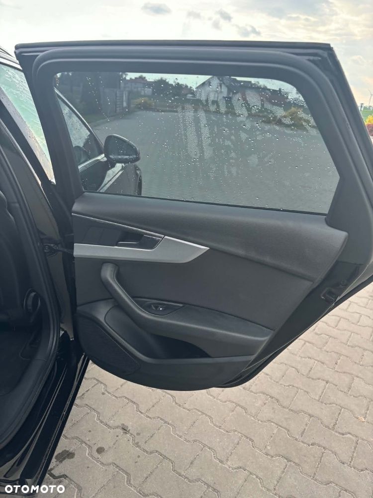 Audi A4 Avant 2.0 TDI ultra S tronic - 10