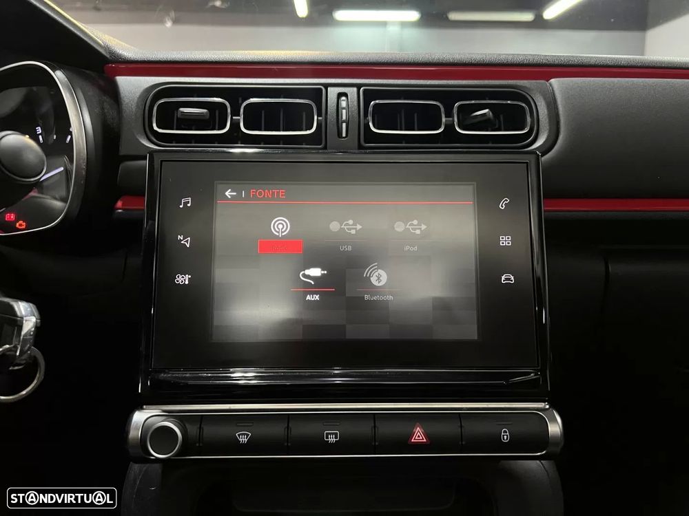 Citroën C3 1.2 PureTech Shine - 20