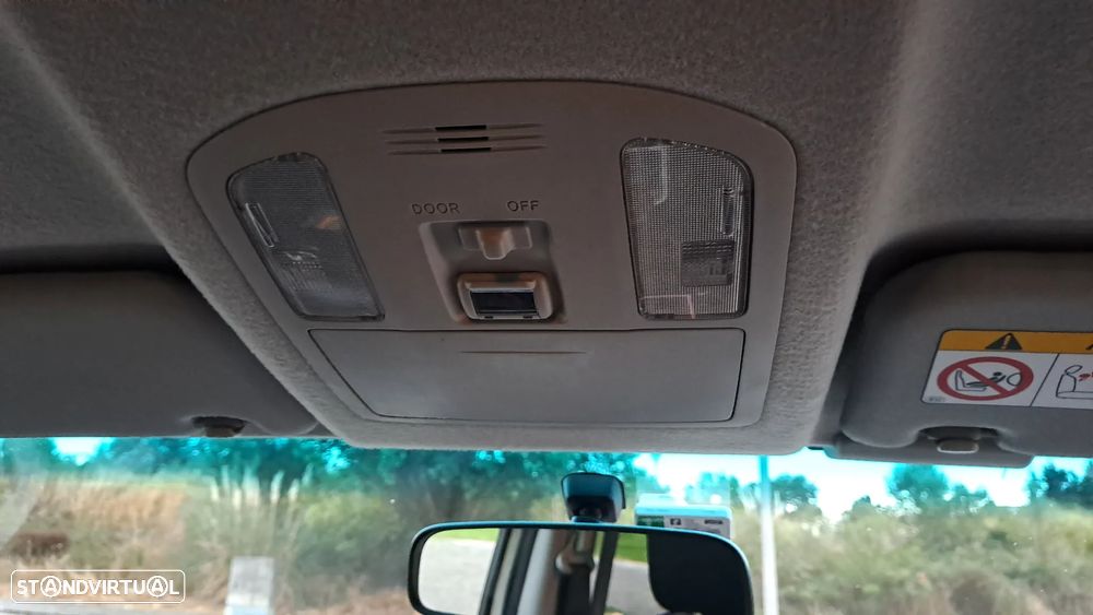 Toyota Hilux 4x4 Cabine Dupla Auto Executive - 15