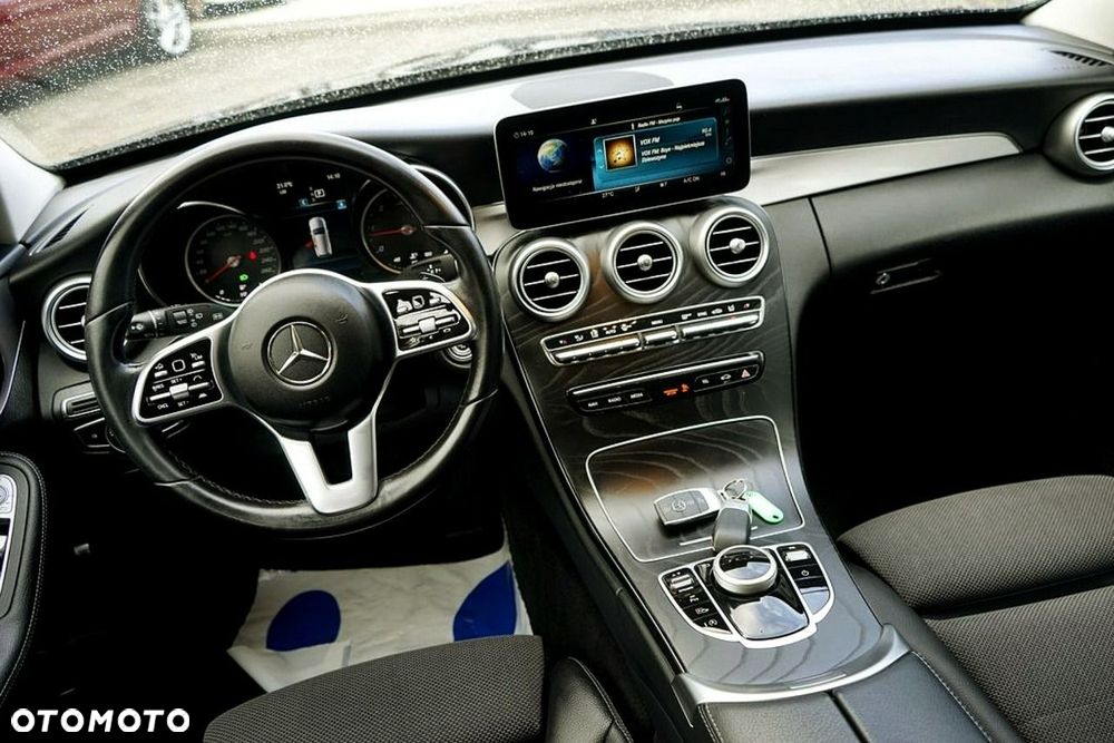 Mercedes-Benz Klasa C 220 d 9G-TRONIC Avantgarde - 29