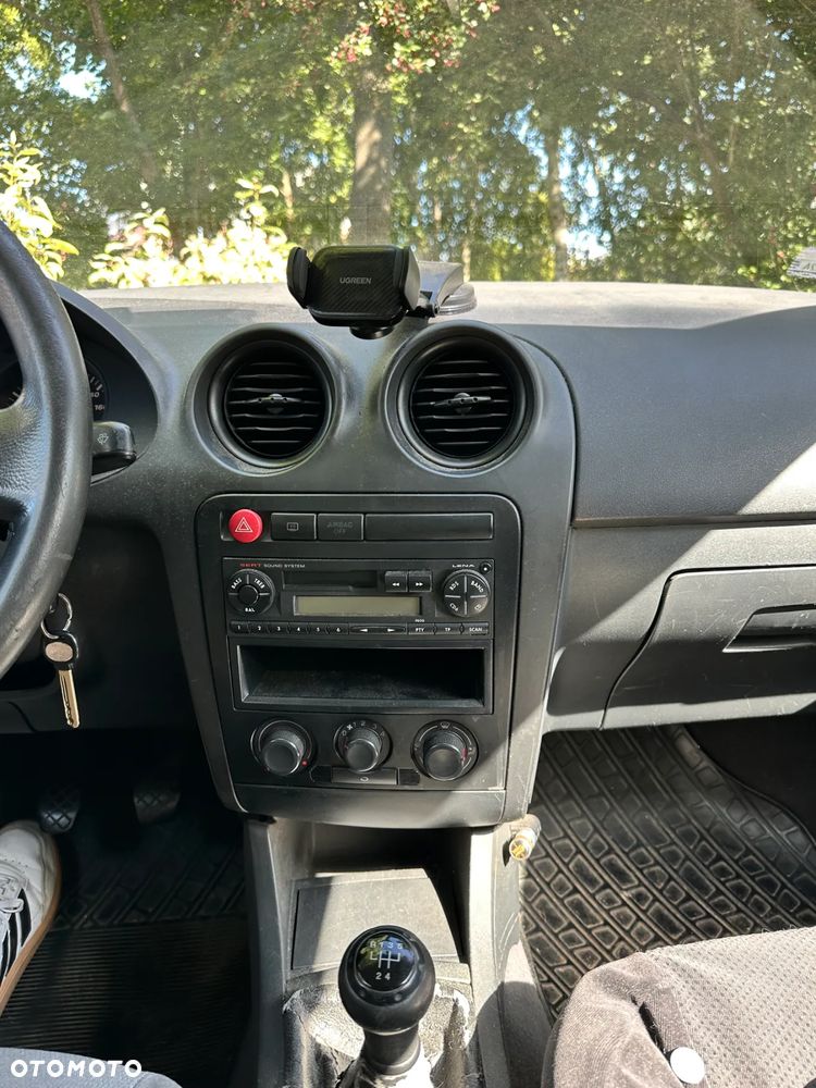 Seat Ibiza 1.4 16V Stella - 18