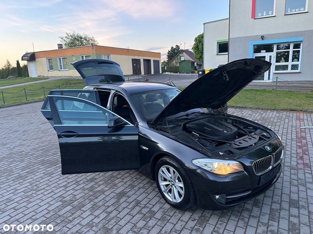 BMW Seria 5 520d - 11