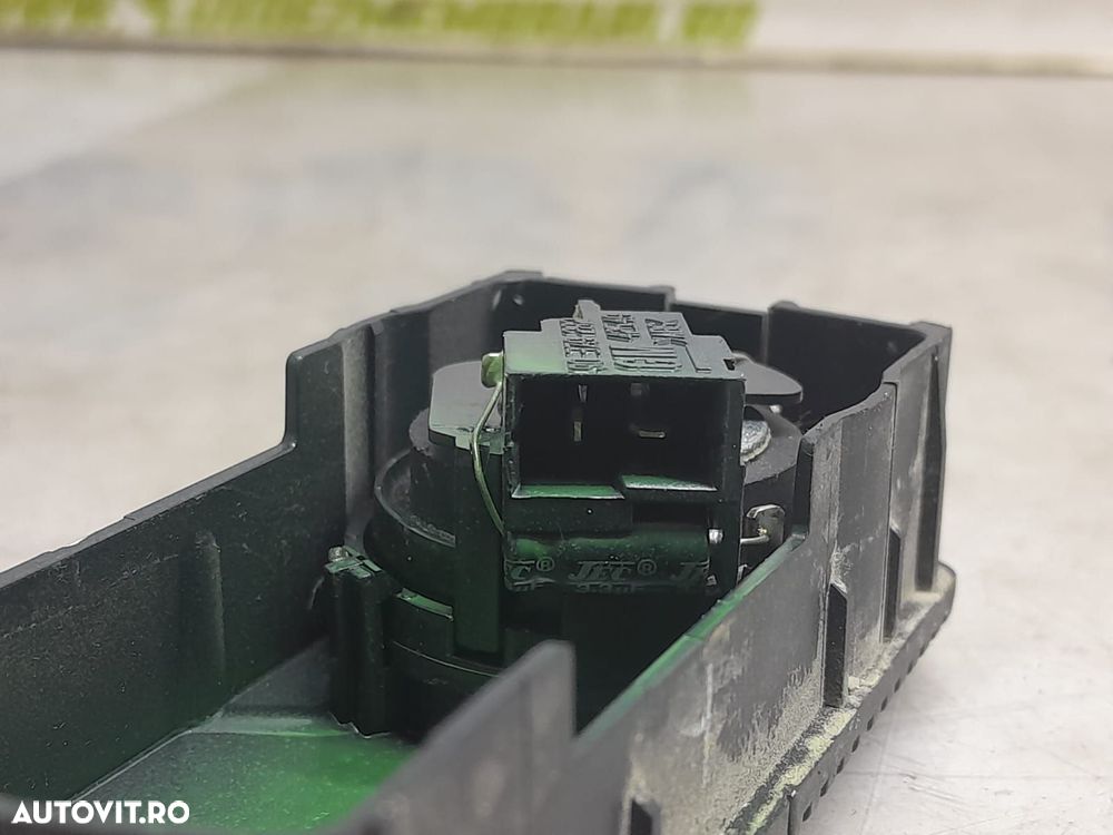 Boxa difuzor GM24437640 24437640 Opel Vectra C [2002 - 2005] - 2