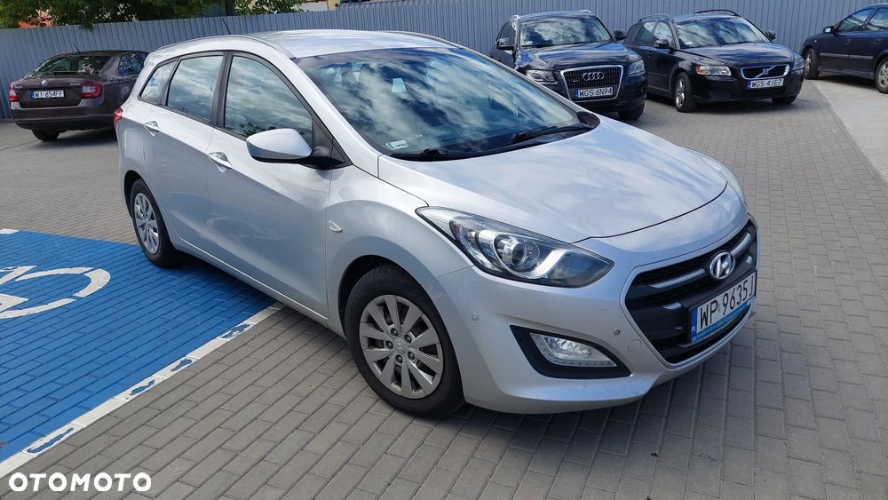 Hyundai i30 1.6 CRDi Classic + - 2