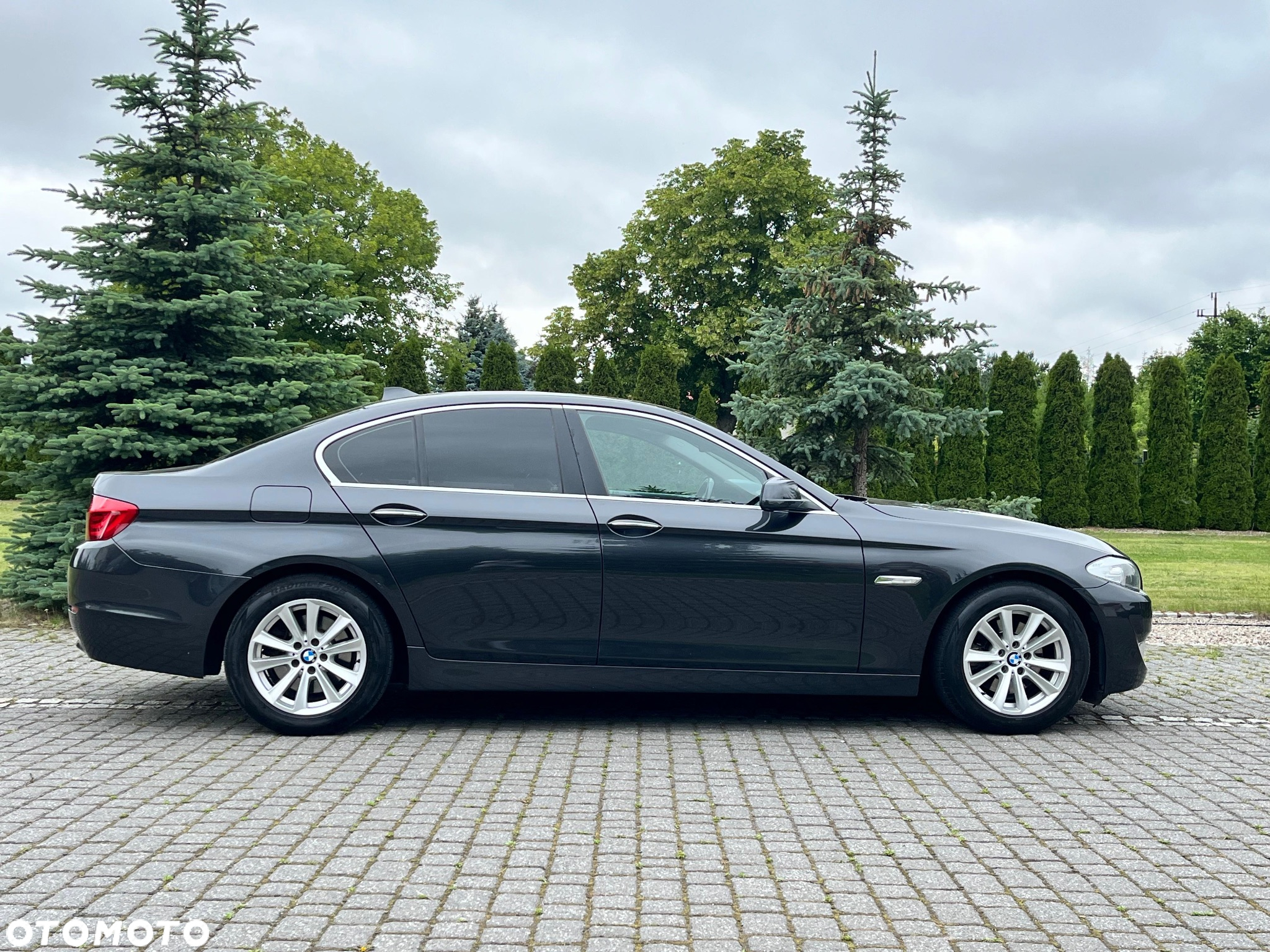 BMW Seria 5 520d xDrive Luxury Line - 4