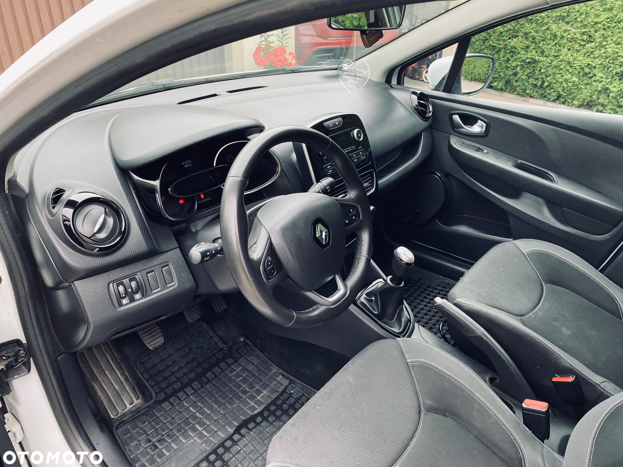 Renault Clio 1.2 16V Life - 10