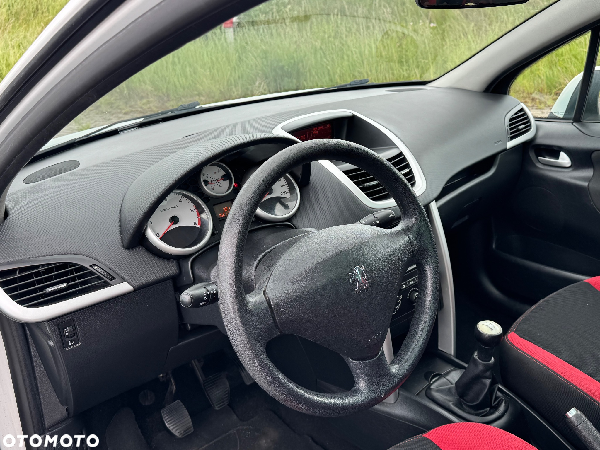 Peugeot 207 1.6 HDi 16V Sporty - 17