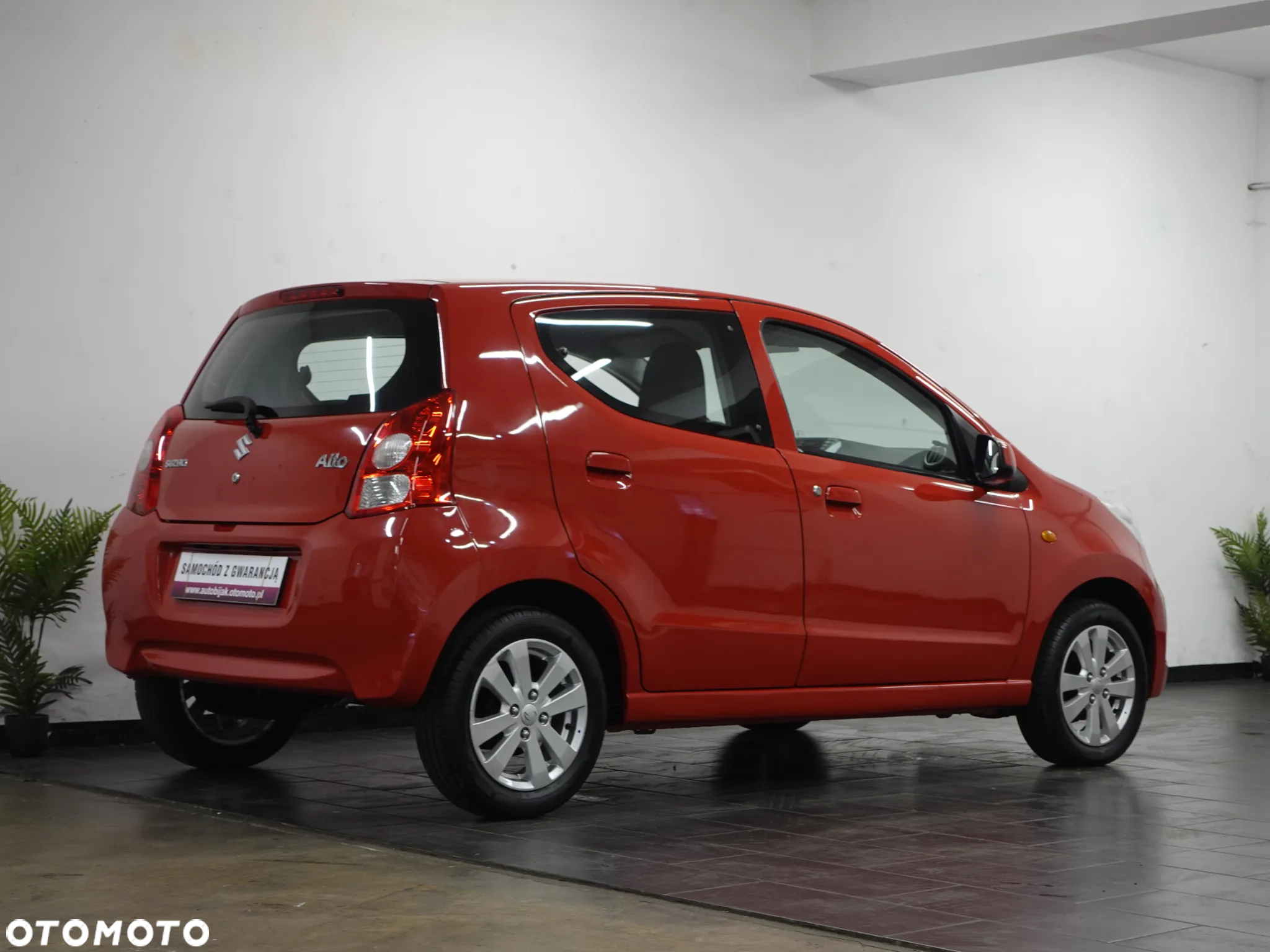 Suzuki Alto 1.0 Club - 10