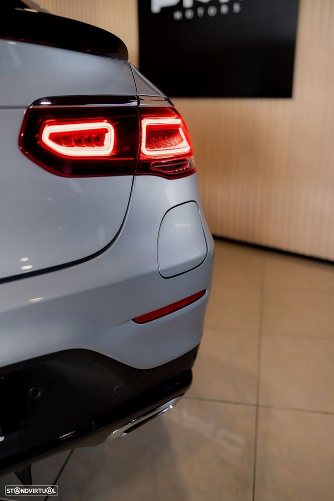Mercedes-Benz GLC 300 - 20