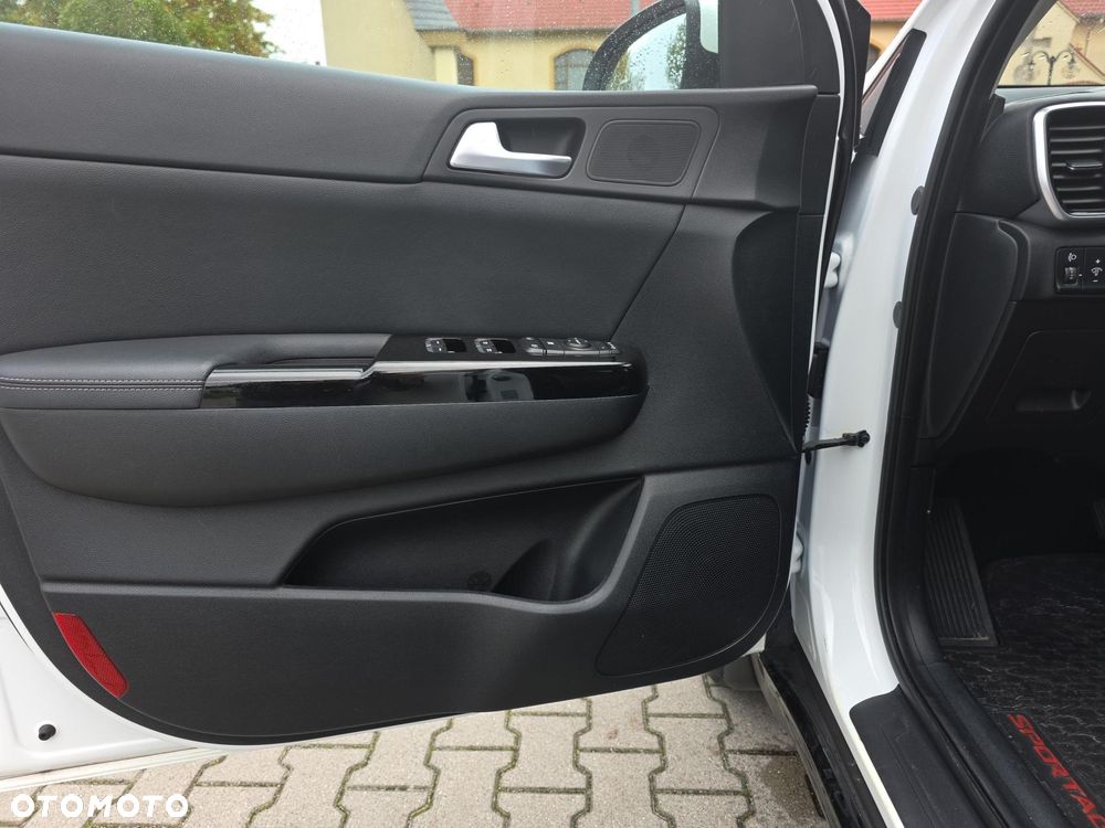 Kia Sportage 1.6 T-GDI Black Edition 4WD DCT - 10