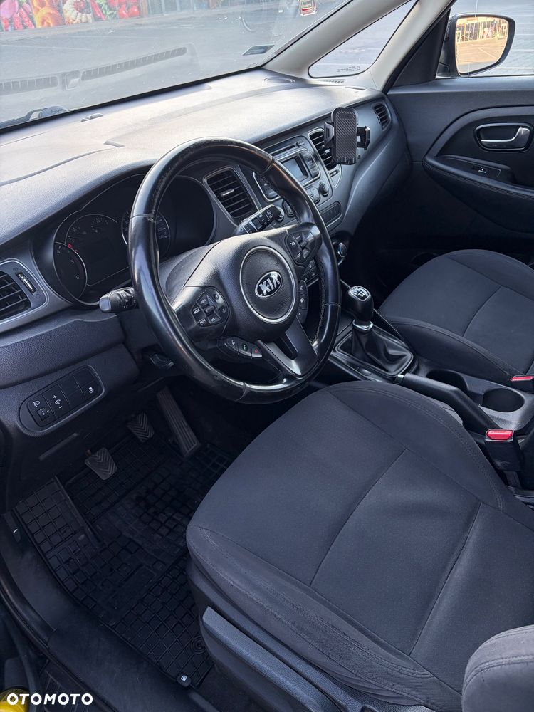 Kia Carens 1.7 CRDi 115 Dream Team Edition - 8