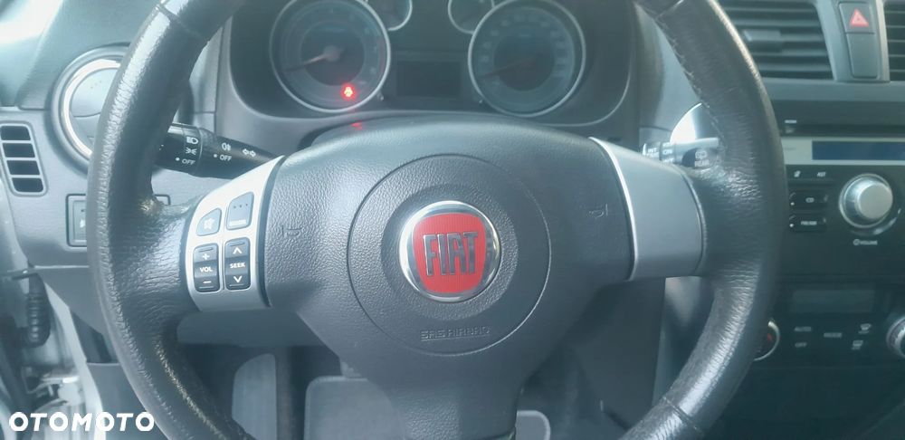 Fiat Sedici 1.6 16V 4x2 Dynamic - 18