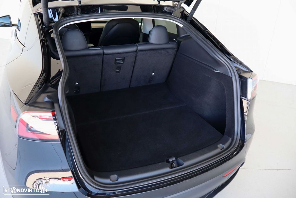 Tesla Model Y Performance Tração Integral - 14