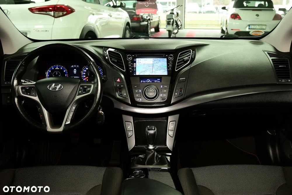 Hyundai i40 Kombi blue 1.7 CRDi Style - 21