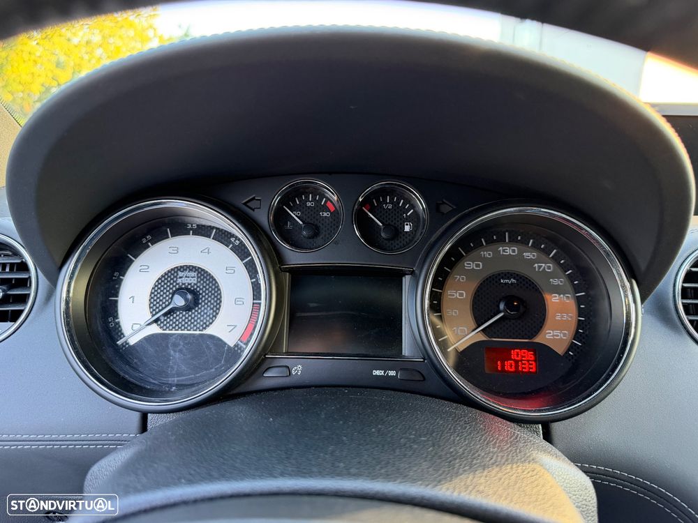 Peugeot RCZ 1.6 155 THP Onyx - 29
