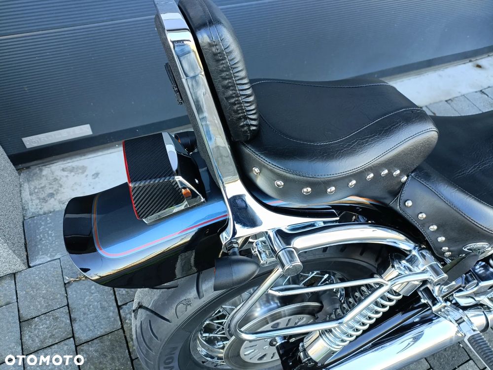 Suzuki Intruder - 22