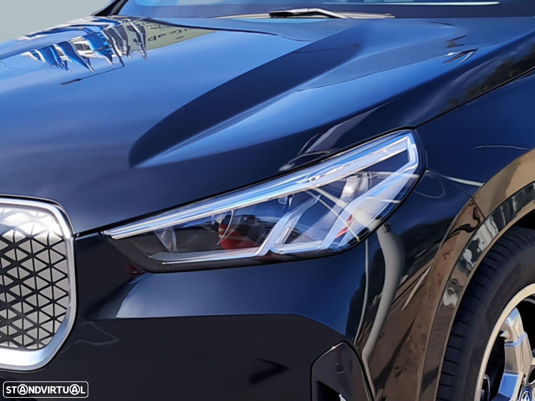BMW iX1 eDrive20 Pack Desportivo M - 3
