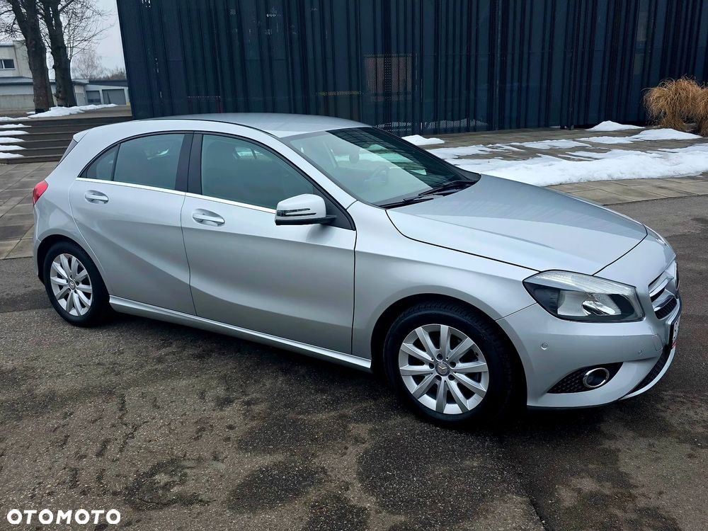Mercedes-Benz Klasa A 180 (BlueEFFICIENCY) - 8