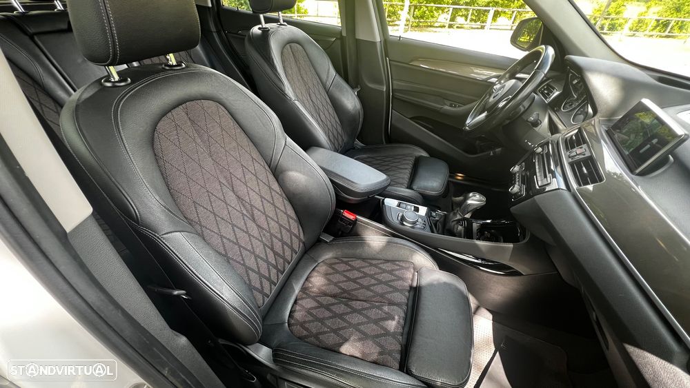 BMW X1 sDrive18d Aut. Sport Line - 23