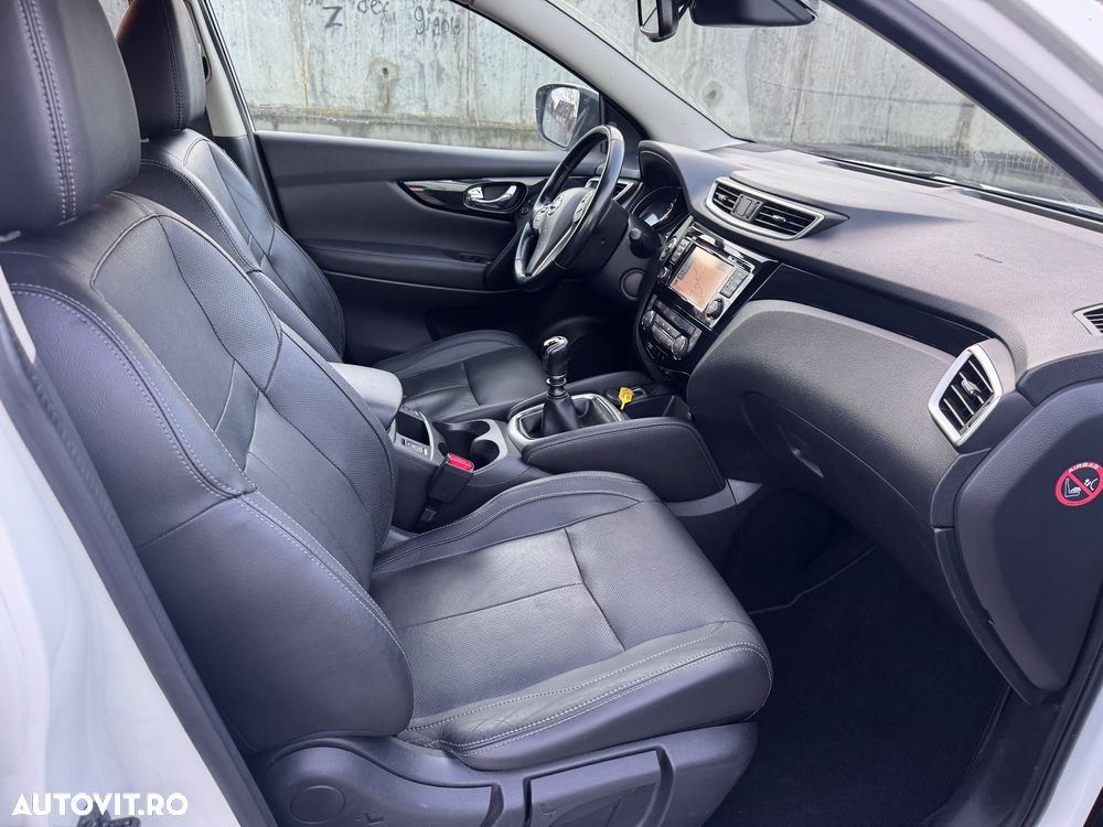 Nissan Qashqai 1.2 DIG-T TEKNA - 14