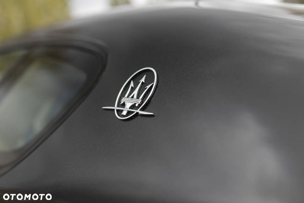 Maserati GranTurismo S - 14