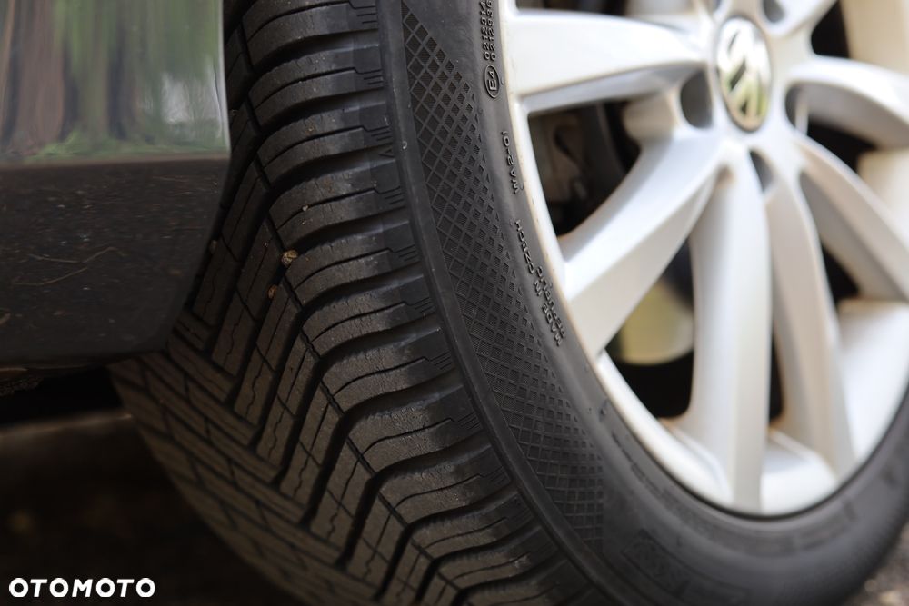 Volkswagen Passat 2.0 Blue TDI SCR Highline - 10