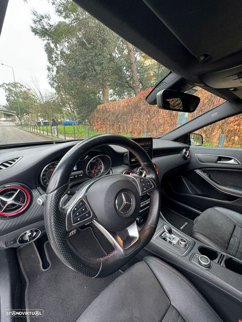 Mercedes-Benz A 45 AMG 4-Matic - 5