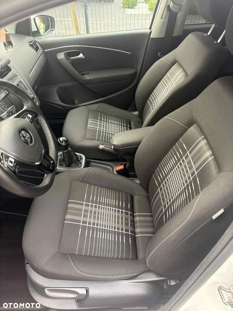 Volkswagen Polo 1.2 TSI BMT Highline Perfectline - 9