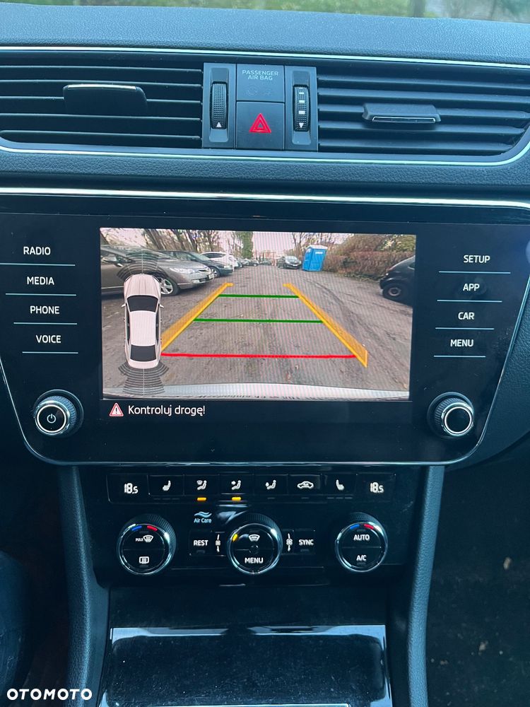 Skoda Superb 1.5 TSI ACT Style DSG - 9