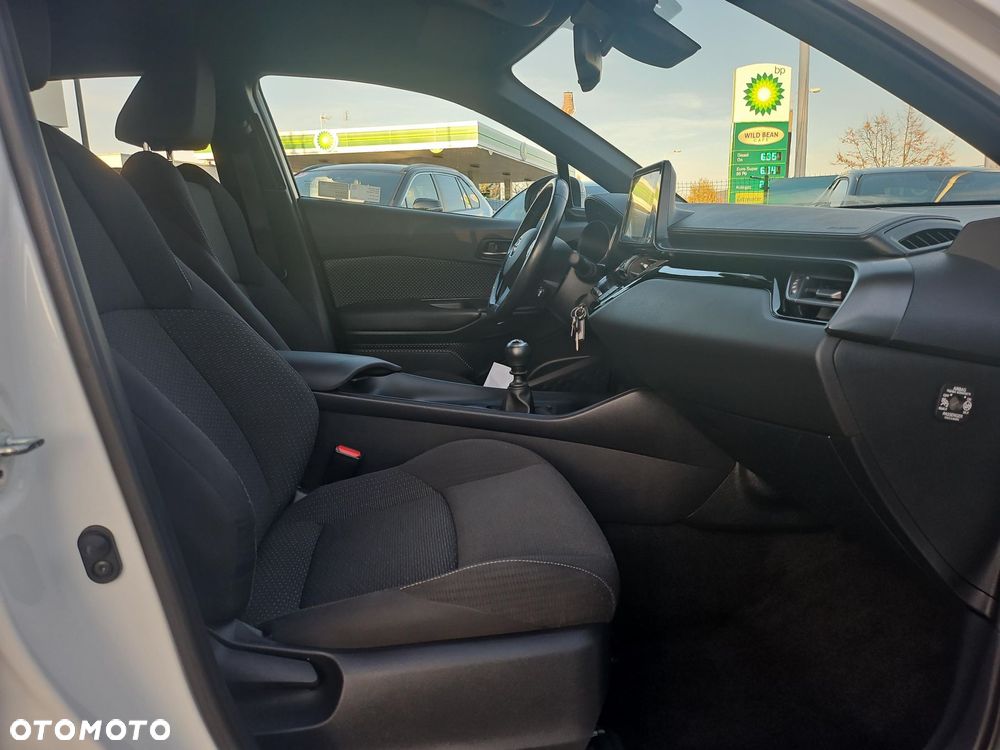 Toyota C-HR 1.2 T GPF Premium - 9
