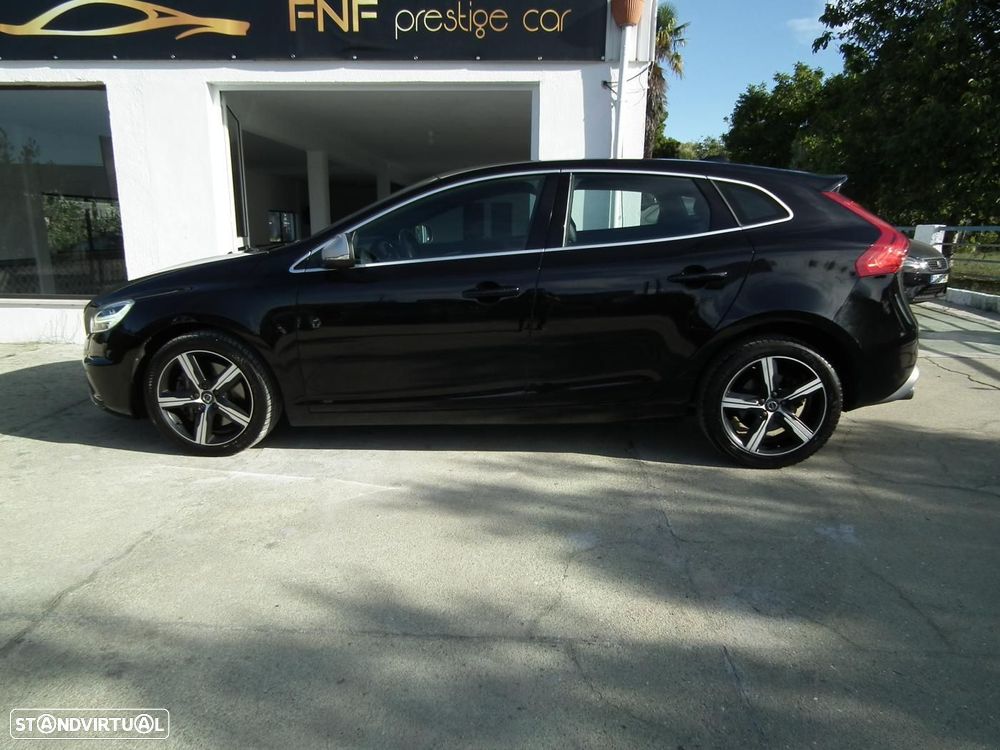 Volvo V40 2.0 D3 R-Design - 7